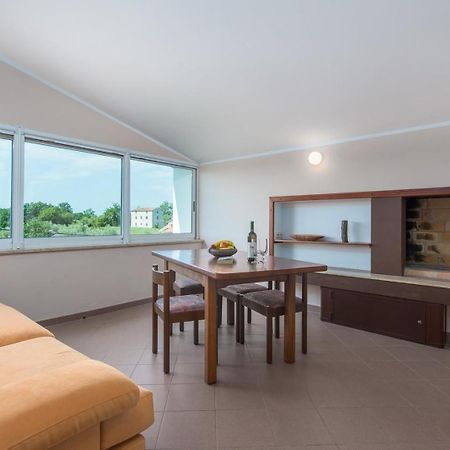 Villa Anita With Common Pool Vrvari Chambre photo