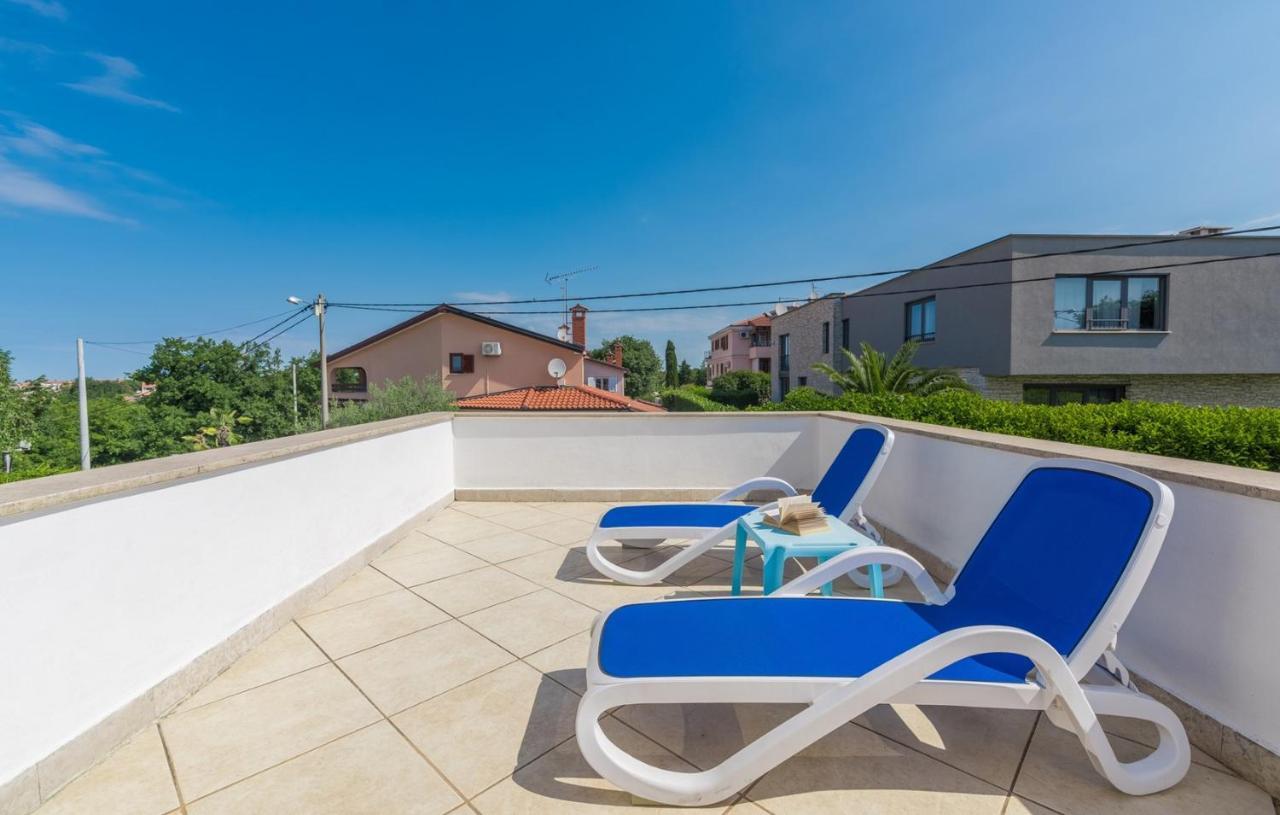 Villa Anita With Common Pool Vrvari Extérieur photo