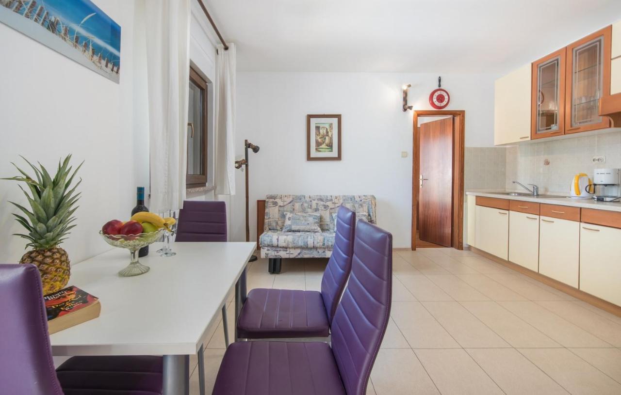 Villa Anita With Common Pool Vrvari Extérieur photo