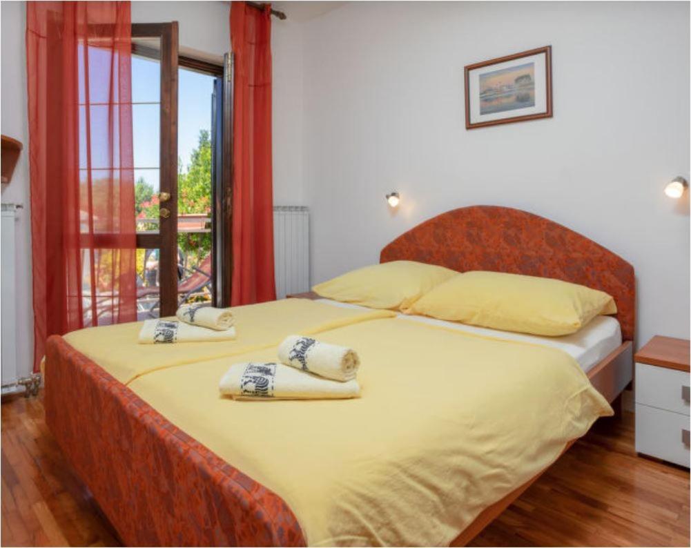 Villa Anita With Common Pool Vrvari Chambre photo